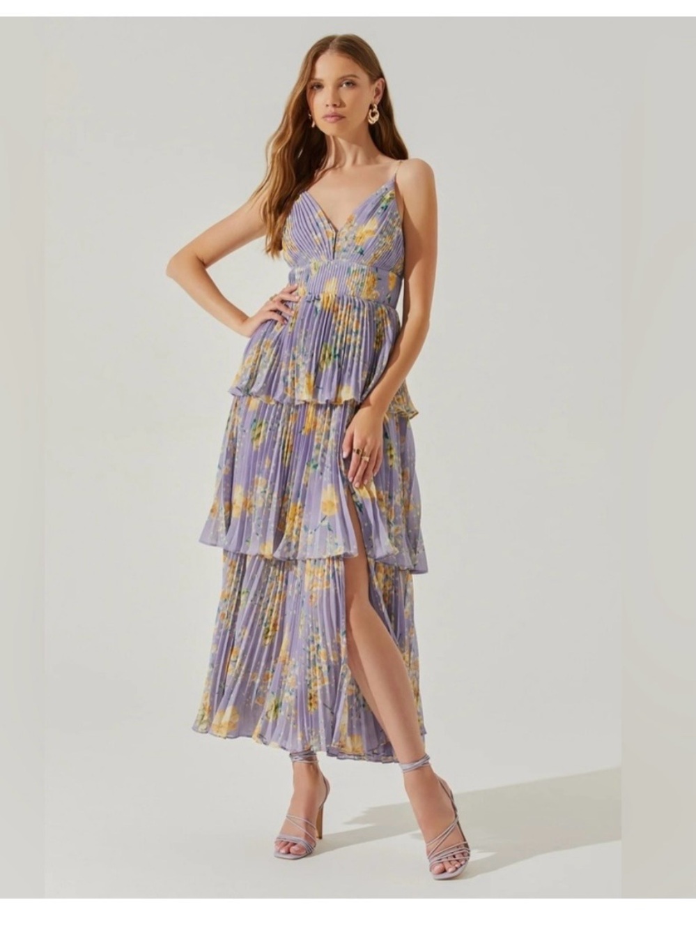 ASTR The Label Zaida Tiered Pleated Side Slit Maxi Dress Lavender Yellow Sz M